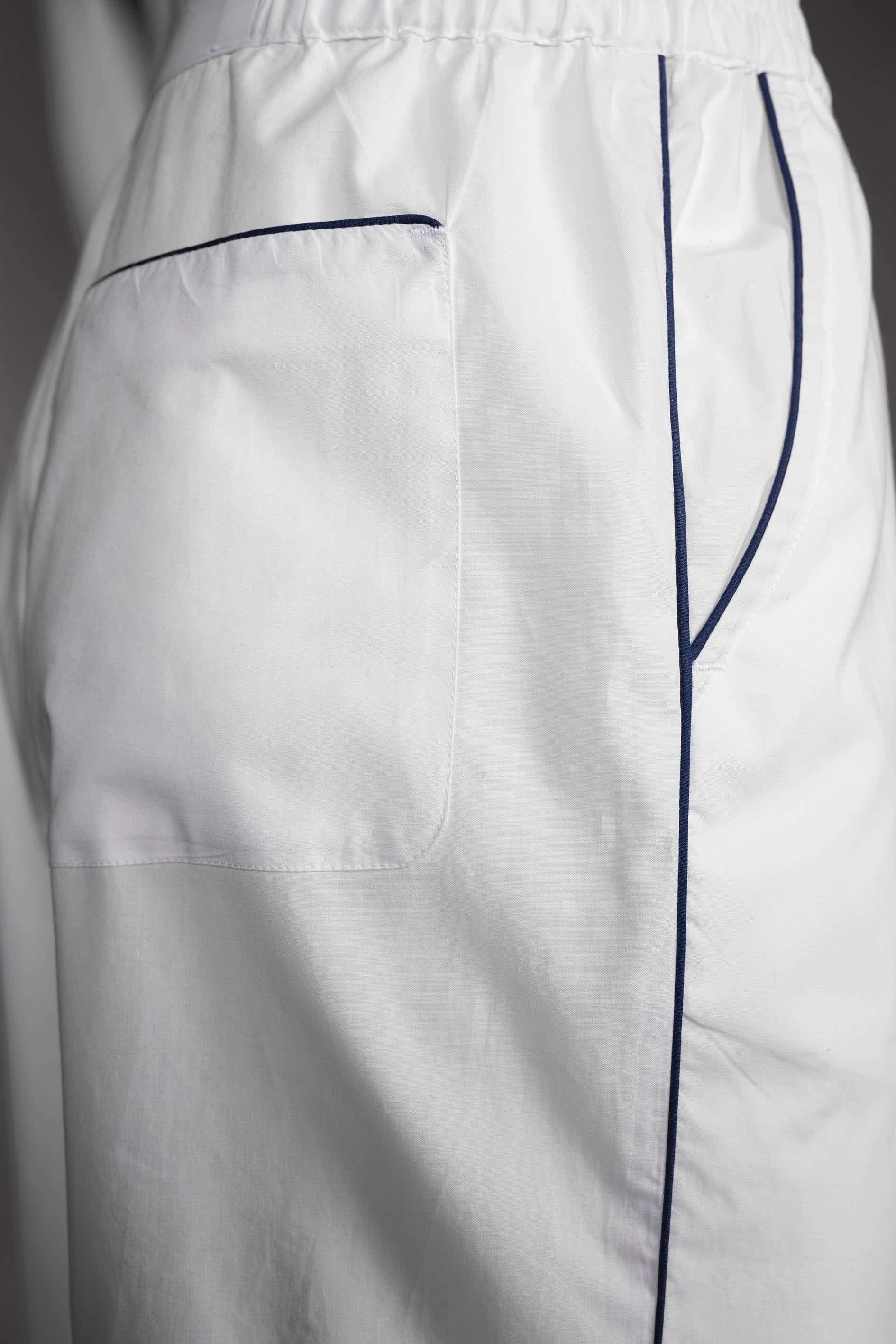 8915_BUTTON-TROUSERS_WHITE-Blue