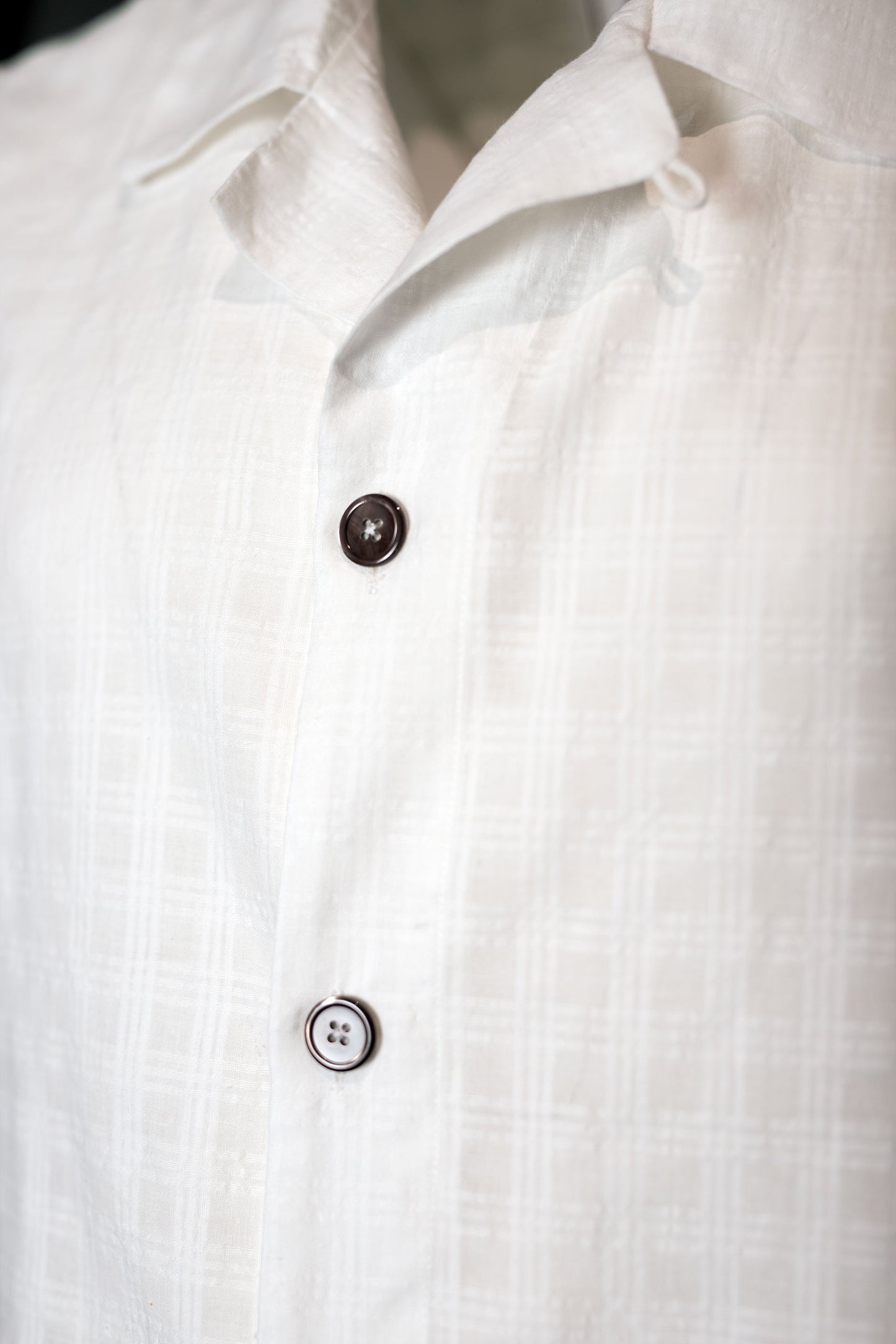 SHORT-SLEEVED-CAYENNE-COLLAR-SHIRT WHITE 100% COTTON fine-𝒽𝒶𝓃𝒹-weave