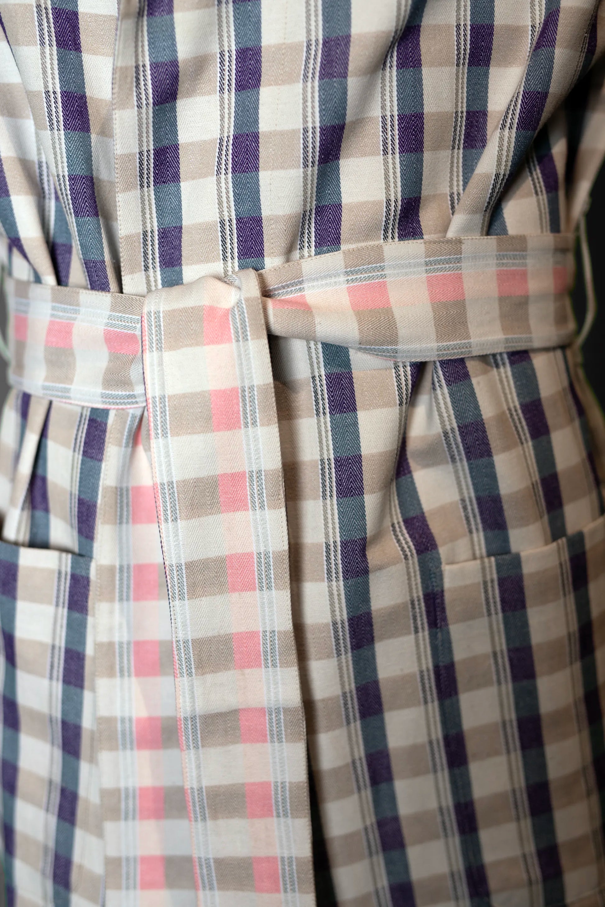 9098_DRESSING-GOWN_OFFWHITE-Blue-red-pink