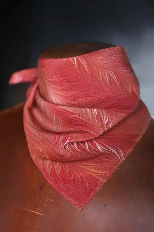 9174_SHAWL_REDᴹᴬᴿᴮᴸᴱᴰ