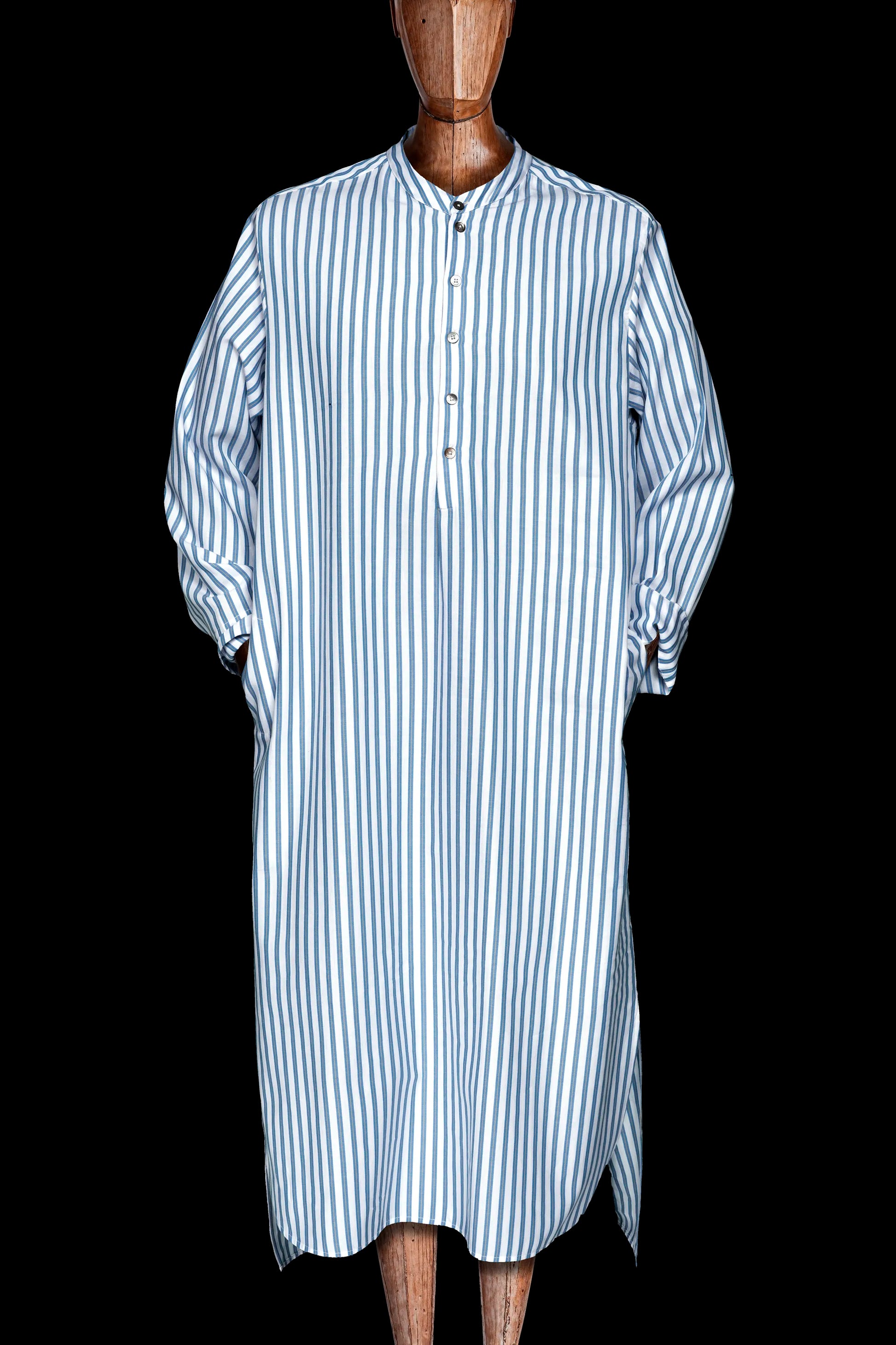 9146_GRANDDAD-LONGSHIRT_WHITE-Blue-gold