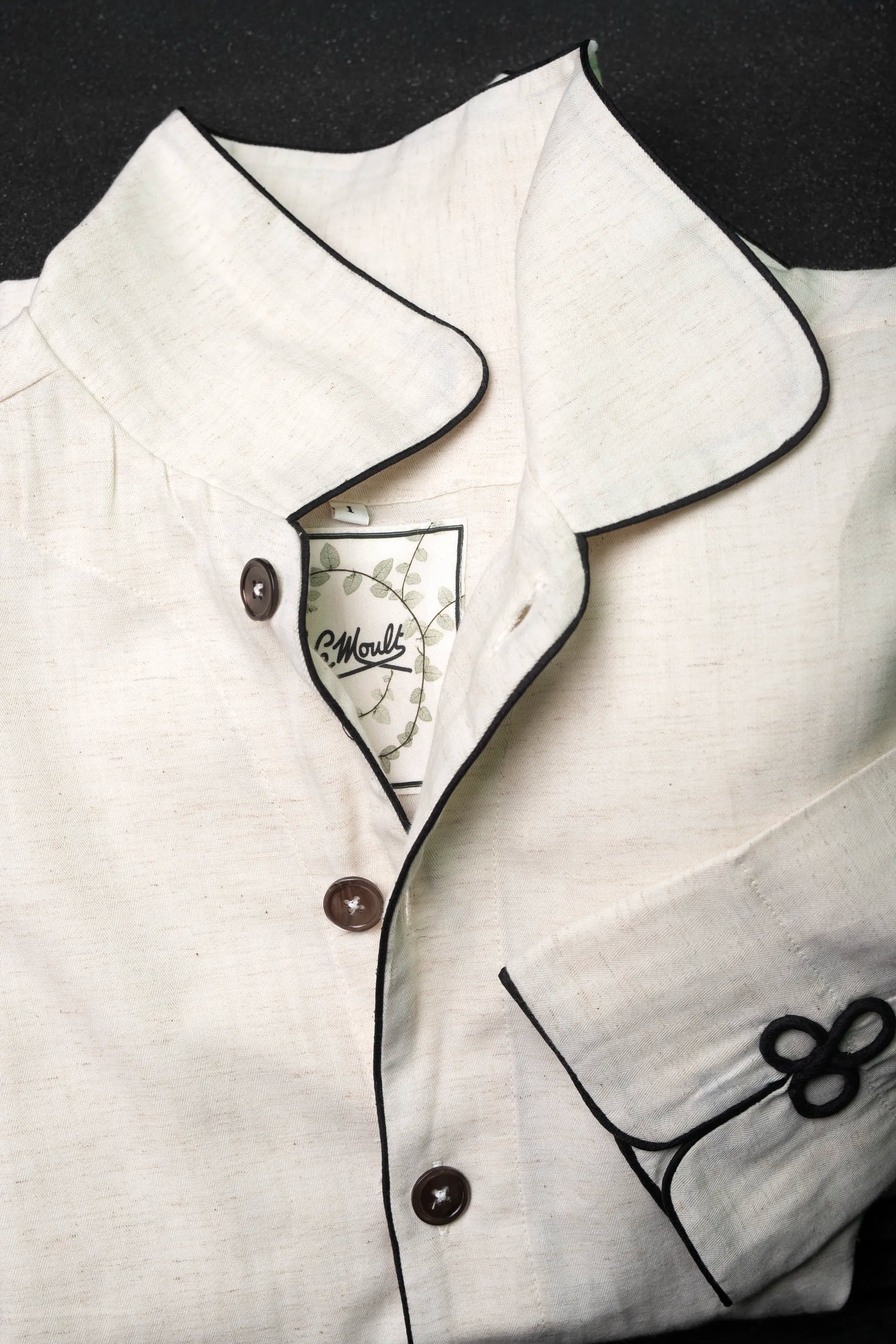 8937_COLONEL-PYJAMA_NATURAL-Black