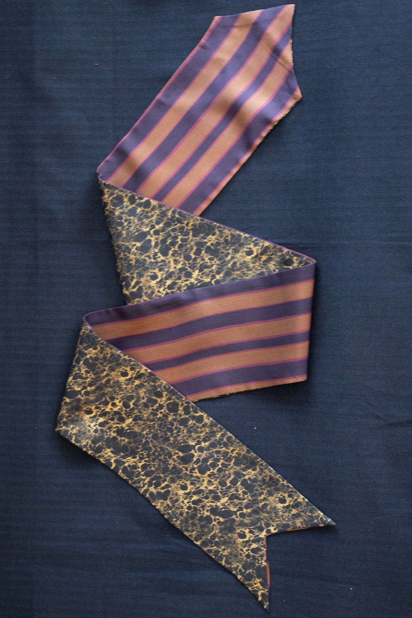 9223_CRAVATTE_BROWN-Navy-ochre