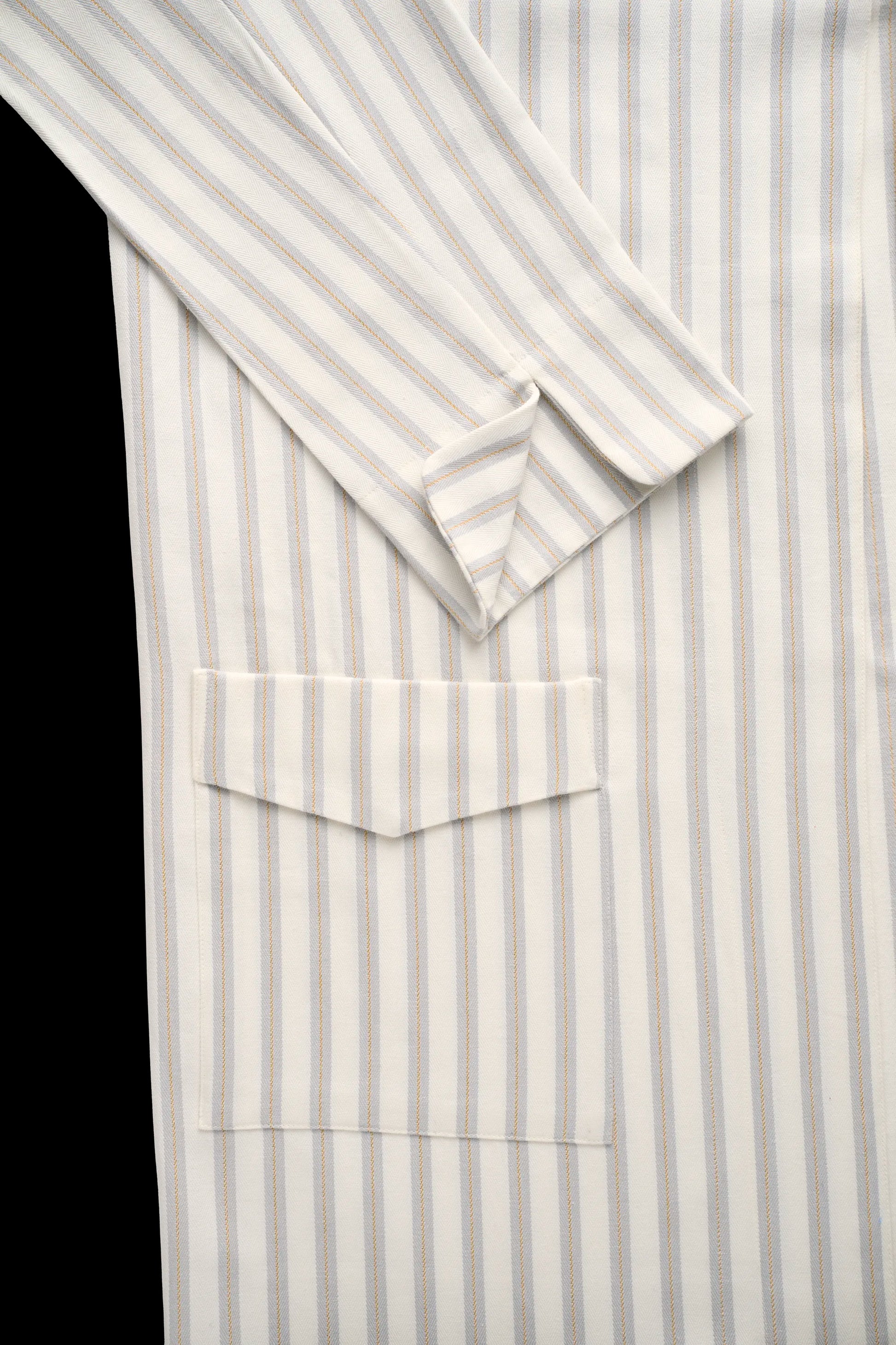 9132_DRESSING-GOWN_OFFWHITE-Gray-gold