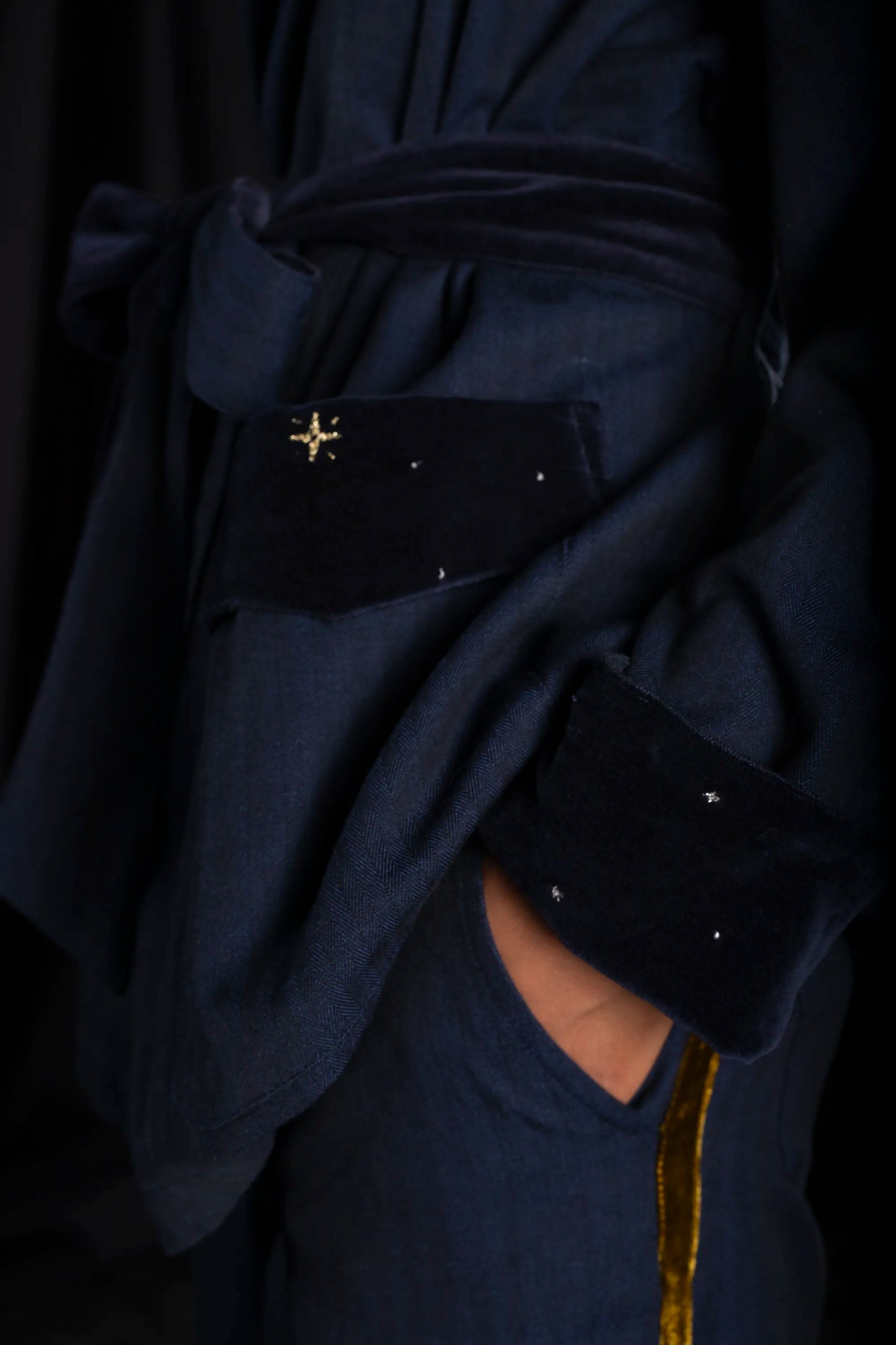 SMOKING-JACKET NAVY-Velvetblue with velvetblue taping 100% COTTON Herringbone-Thick, Velvet, Embroidered