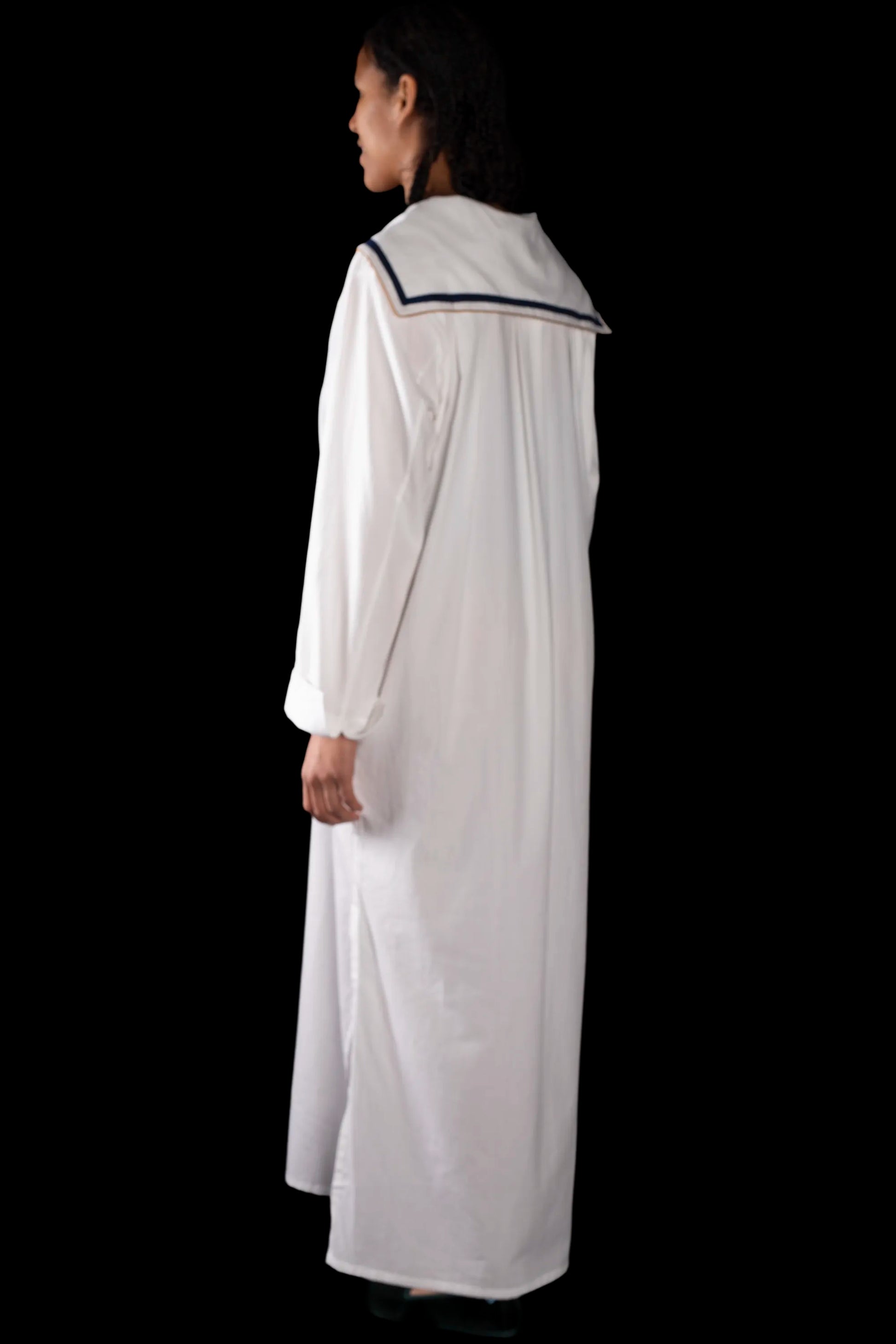 9006_SAILOR-LONGSHIRT_WHITE-Navy-gold