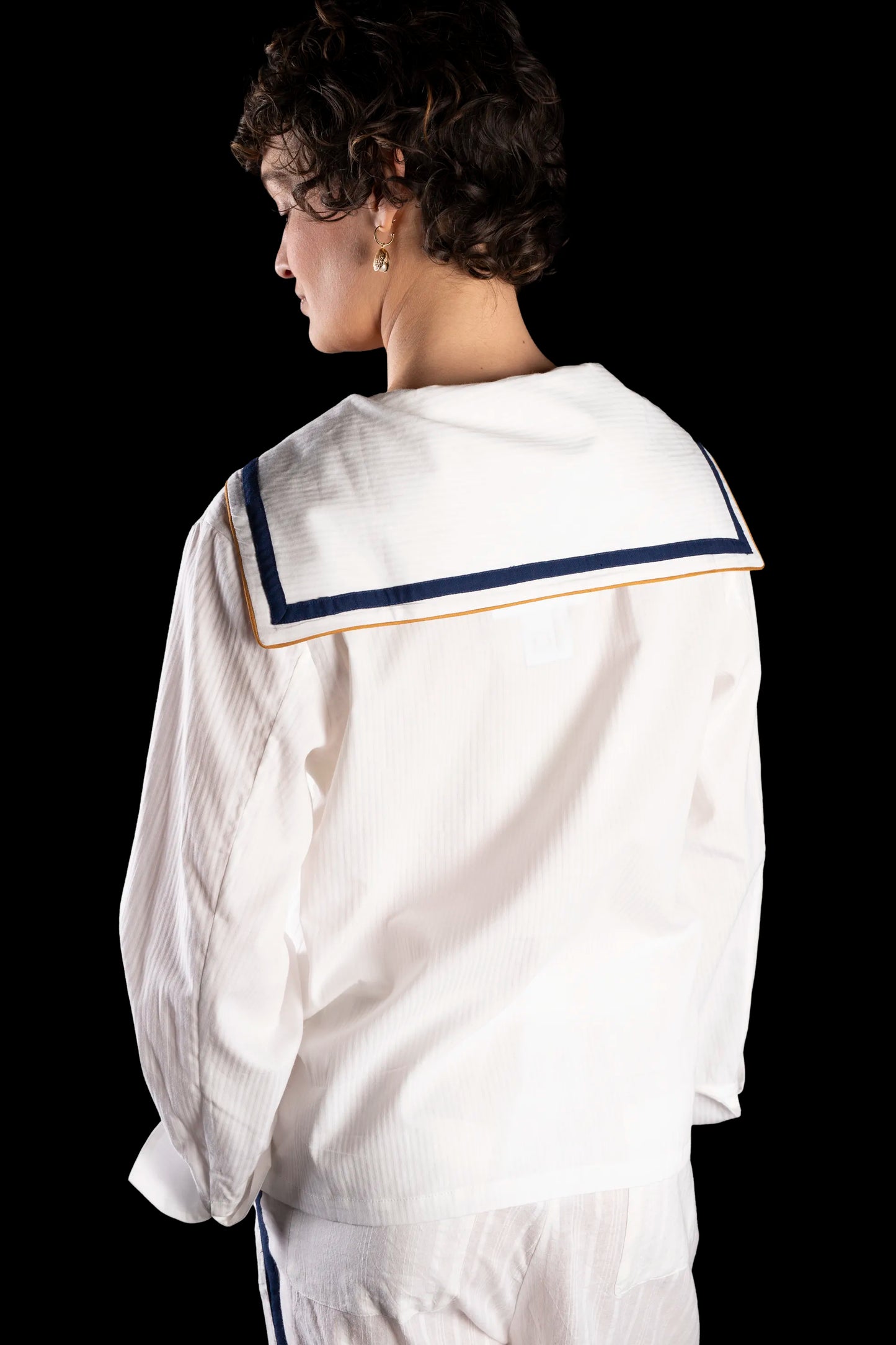 9152_SAILOR-SHIRT_WHITE-Navy-gold
