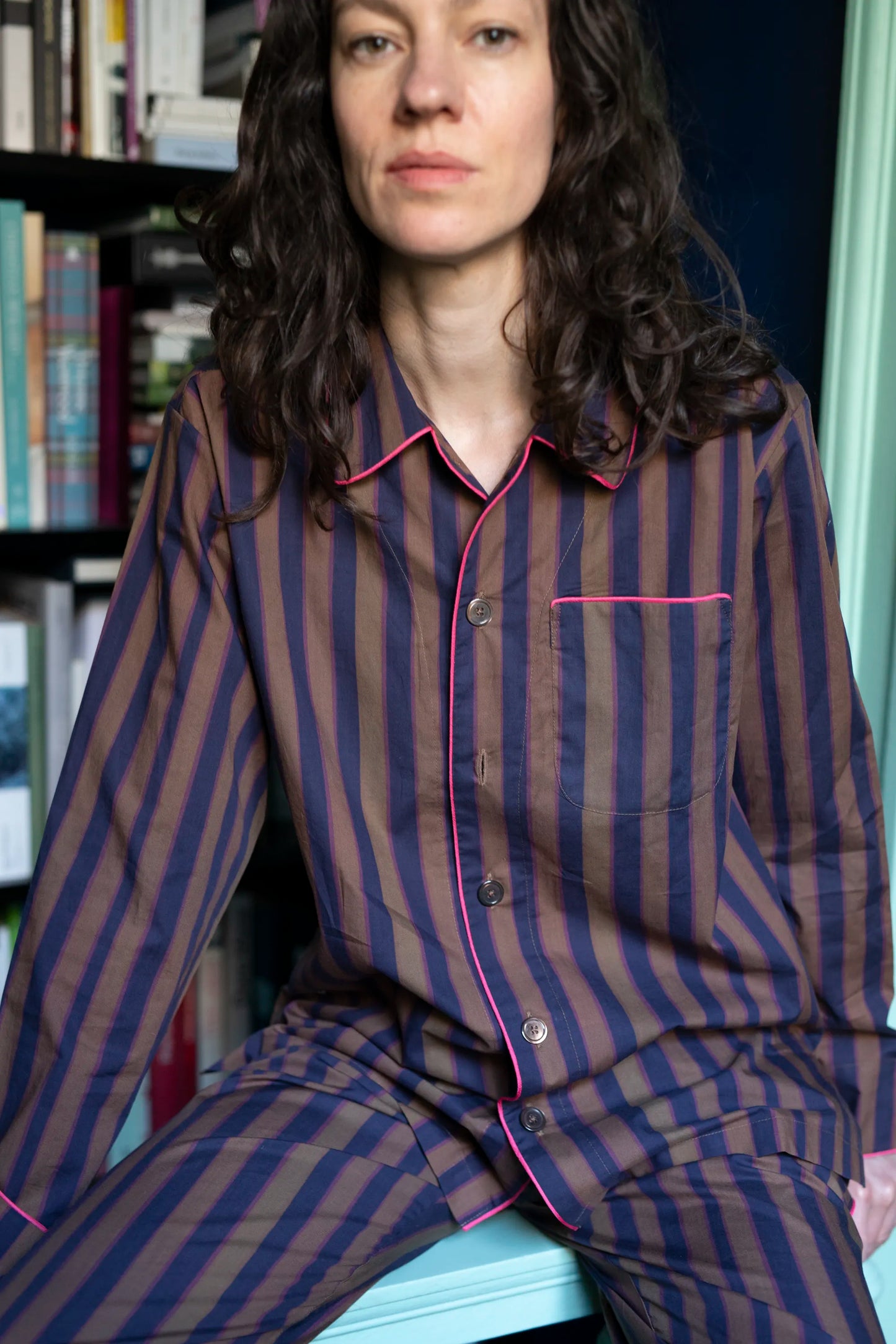 9209_PYJAMA_NAVY-Brown-gold