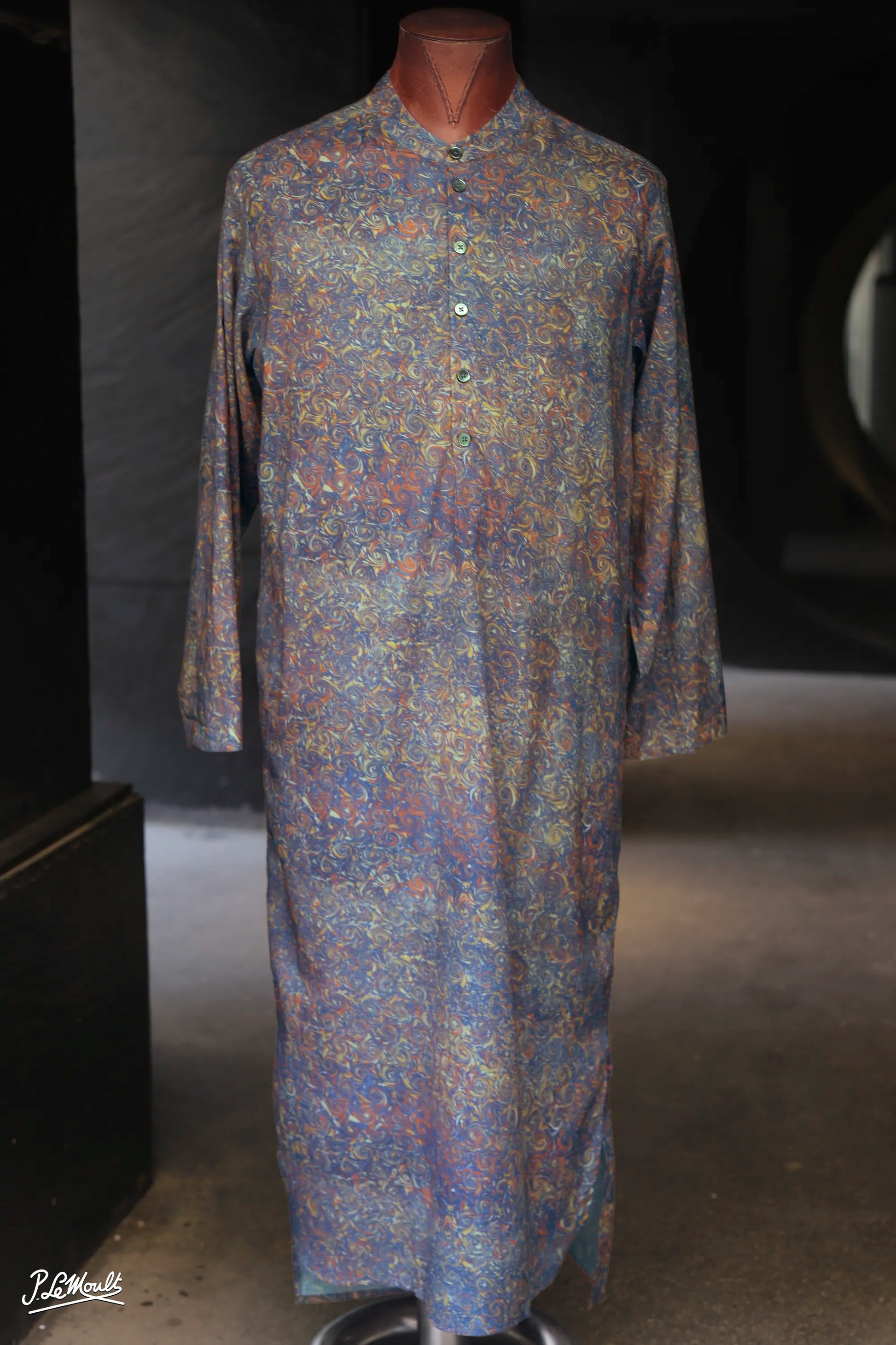 9168_GRANDDAD-LONGSHIRT_SPIRALᴹᴬᴿᴮᴸᴱᴰ