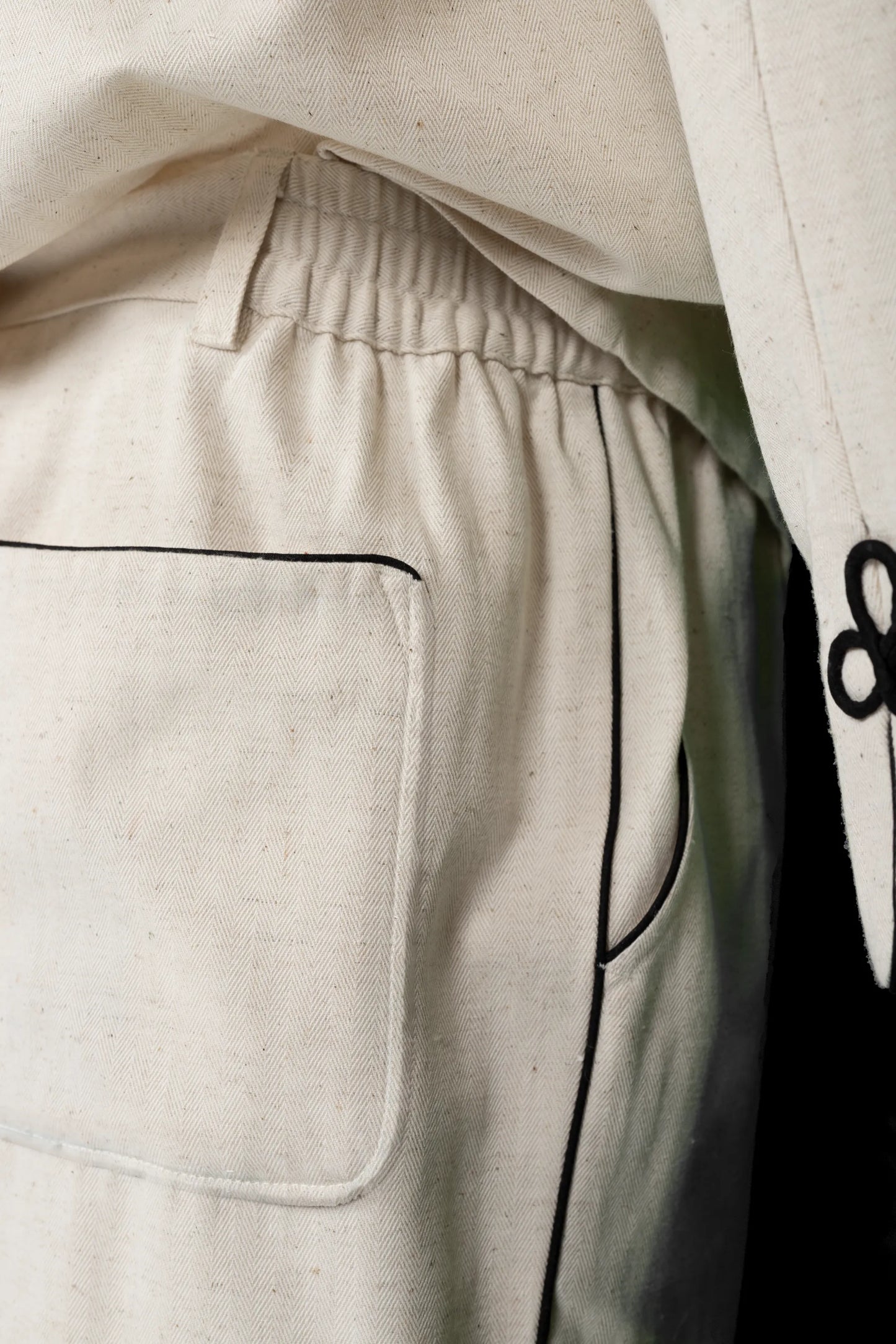 9086_PYJAMA_NATURAL-Black