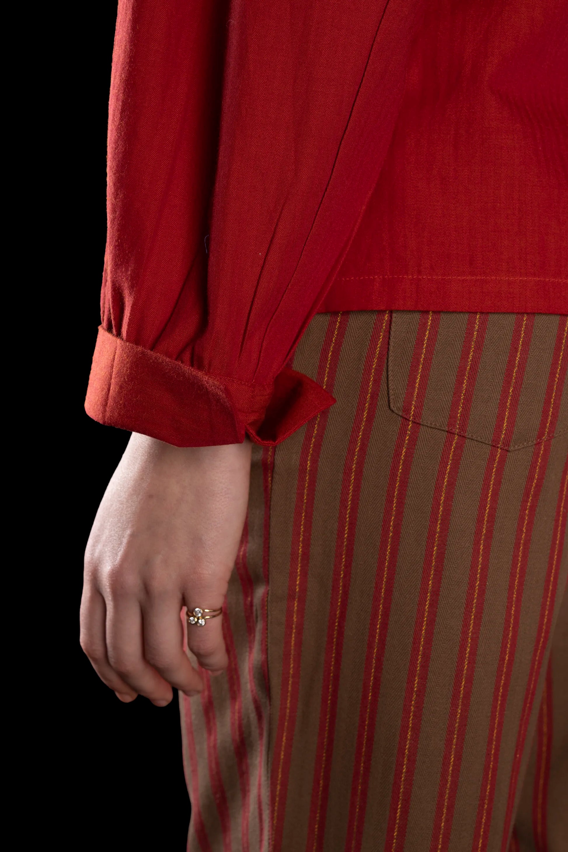 9188_SAILOR-SHIRT-SHORT_RED-White-gold