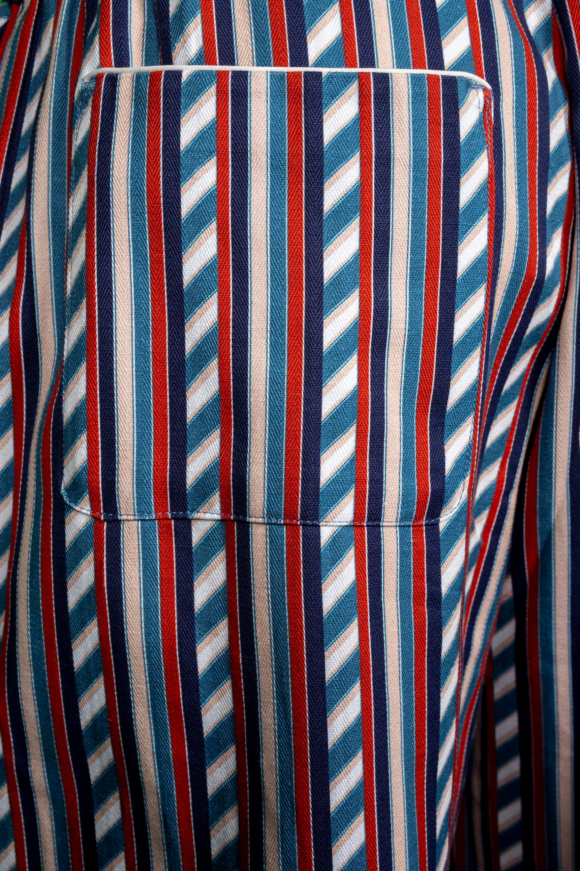 9070_BUTTON-TROUSERS_FRANCE