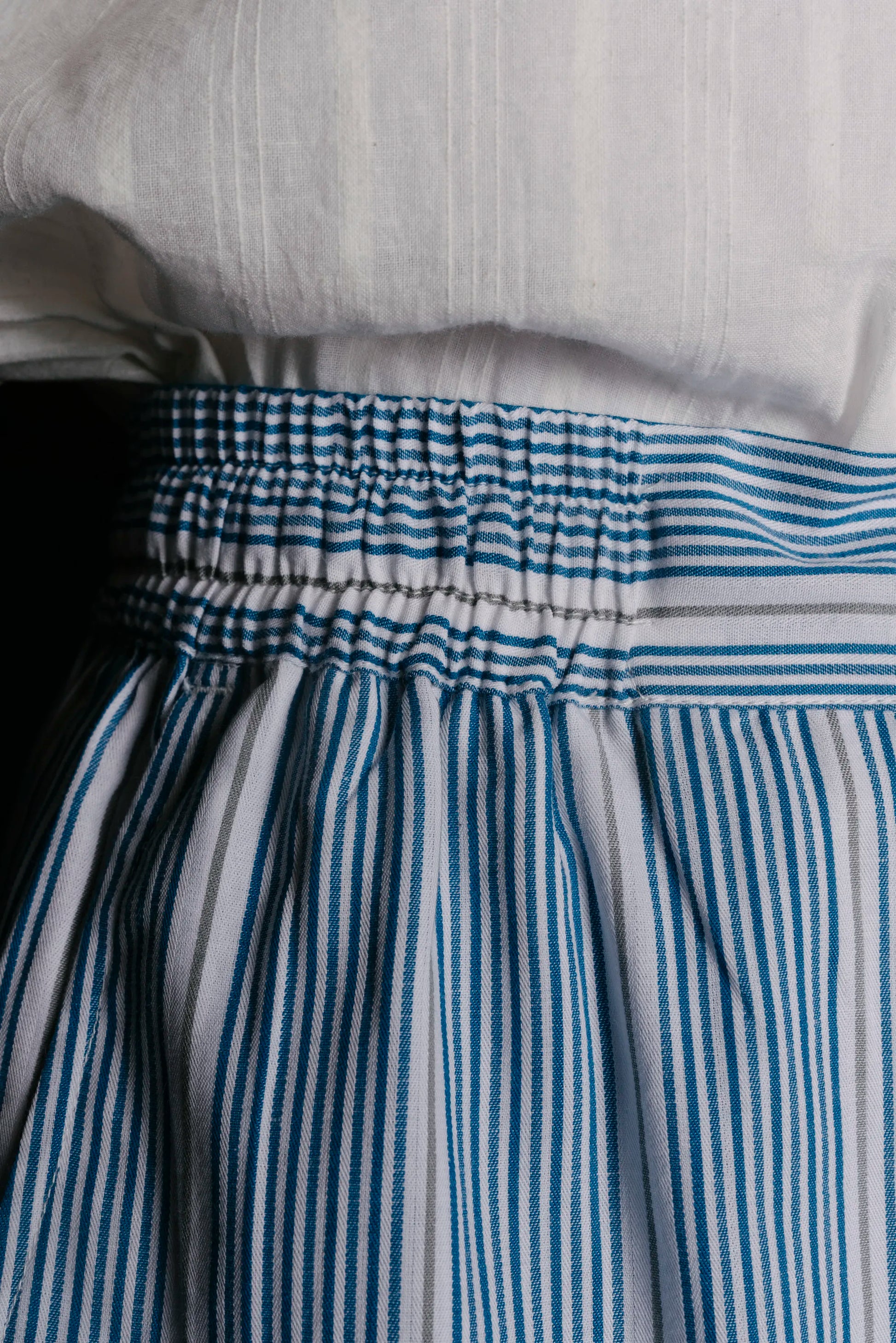 9227_DRAWSTRING-TROUSERS_BLUE-White-grey