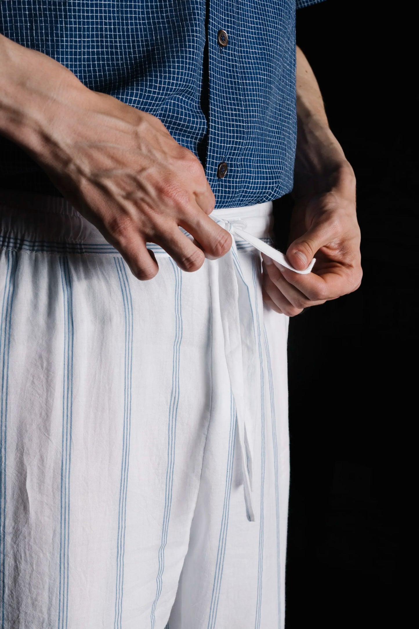 9228_DRAWSTRING-TROUSERS_WHITE-Blue