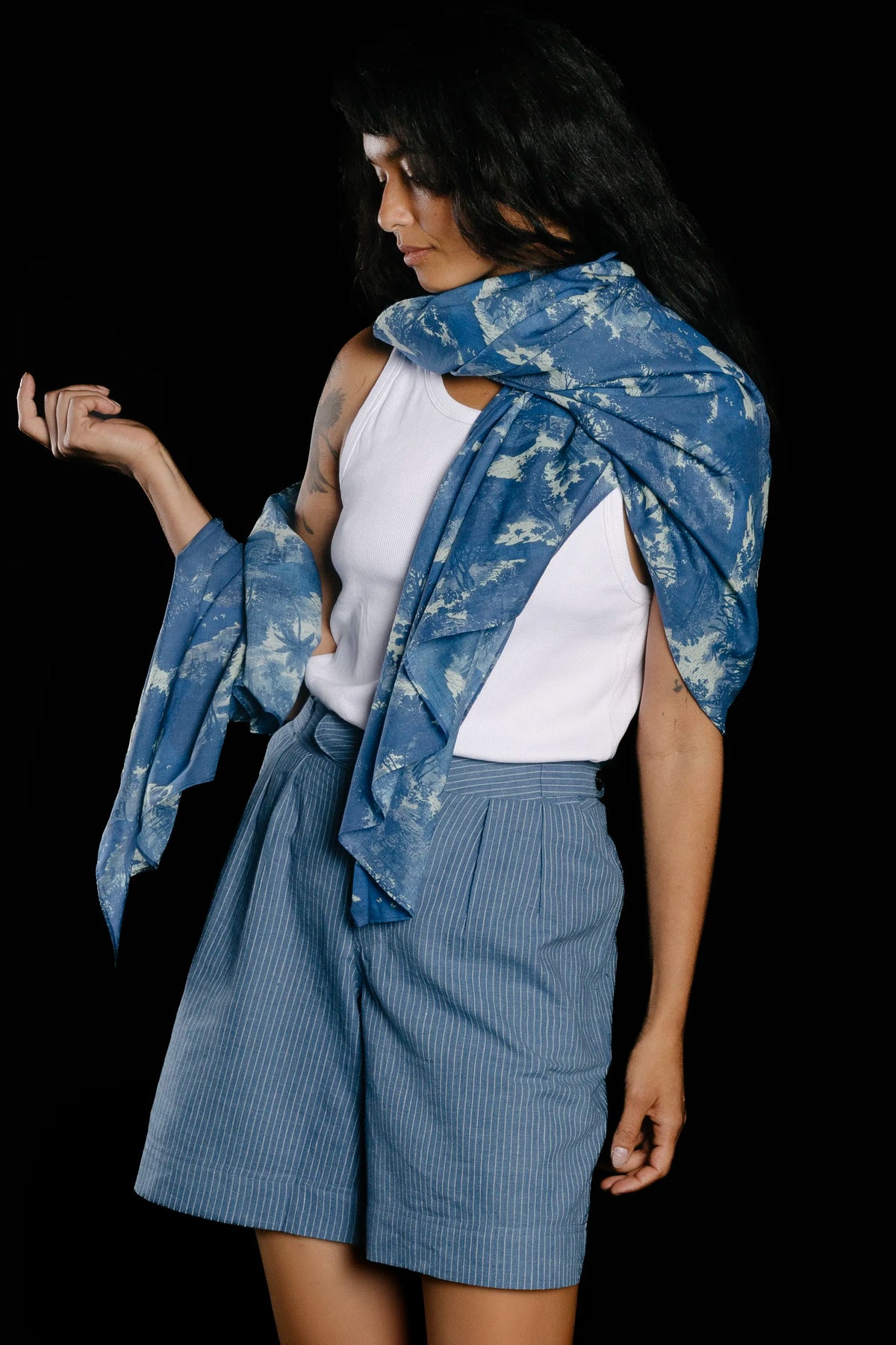 9255_SHORTS_INDIGO-White