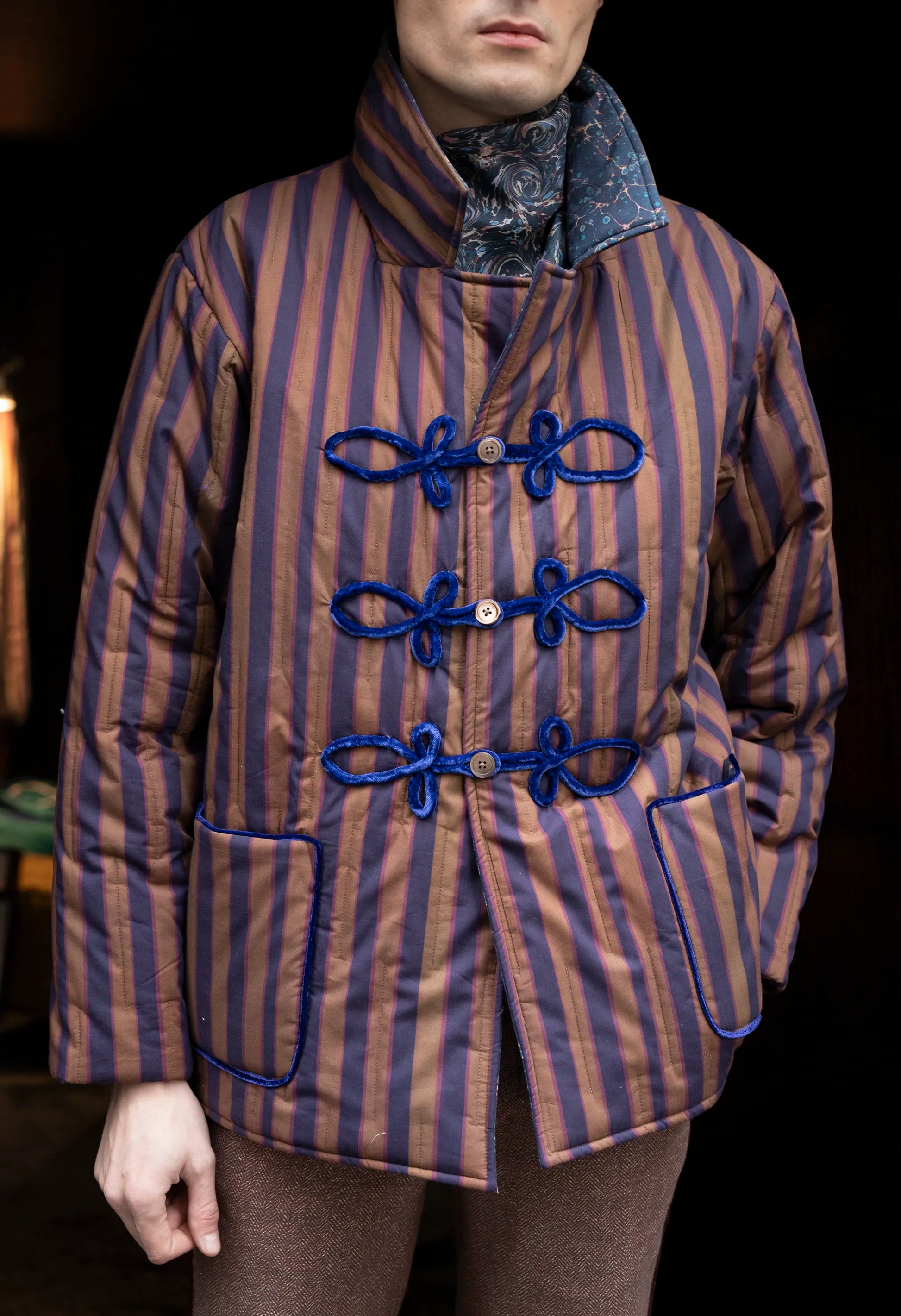 9206_HUSSAR-JACKET_NAVY-Brown-navysandᴹᴬᴿᴮᴸᴱᴰ-blue