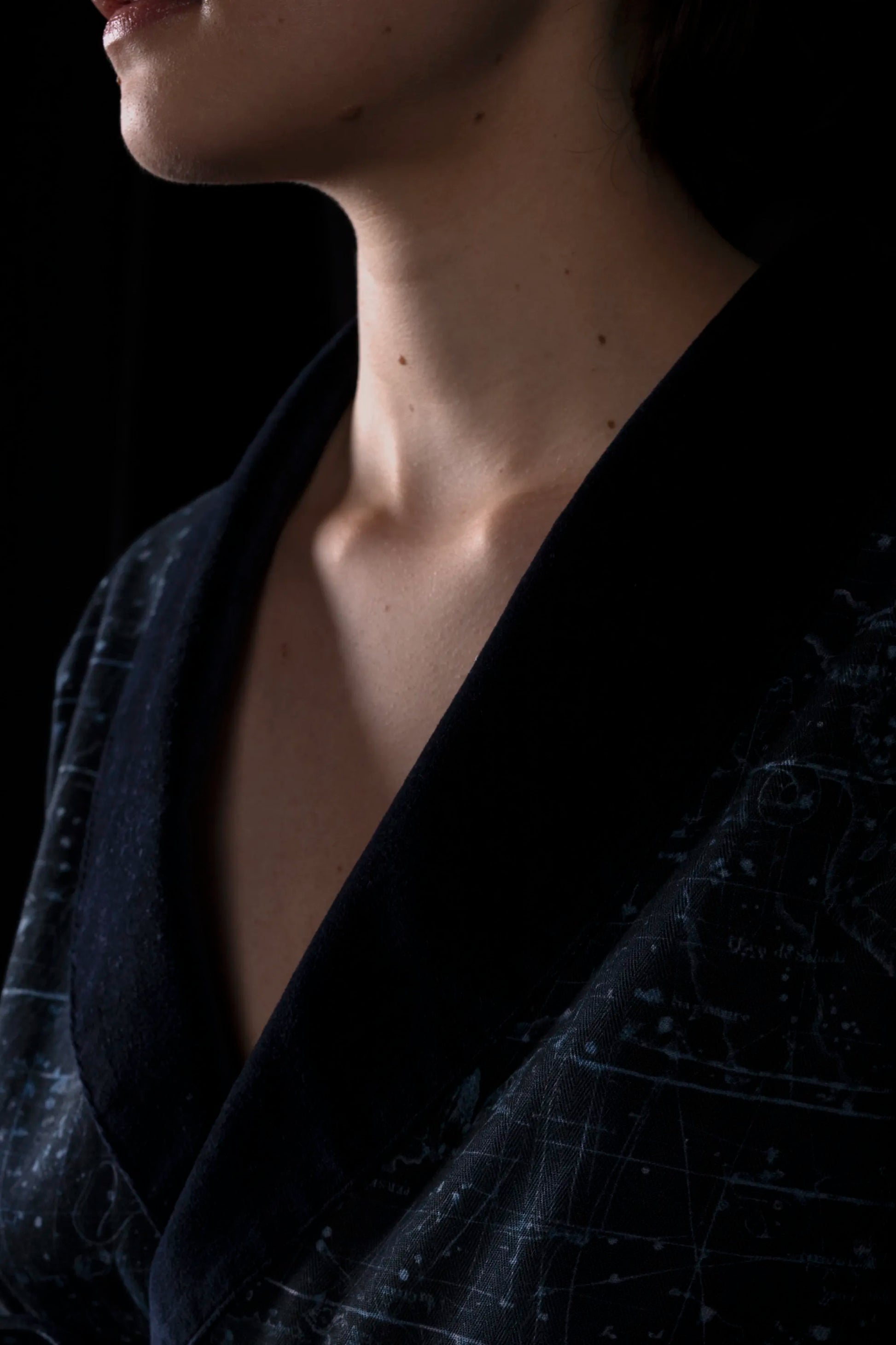 9131_DRESSING-GOWN_NAVY-Blue-white