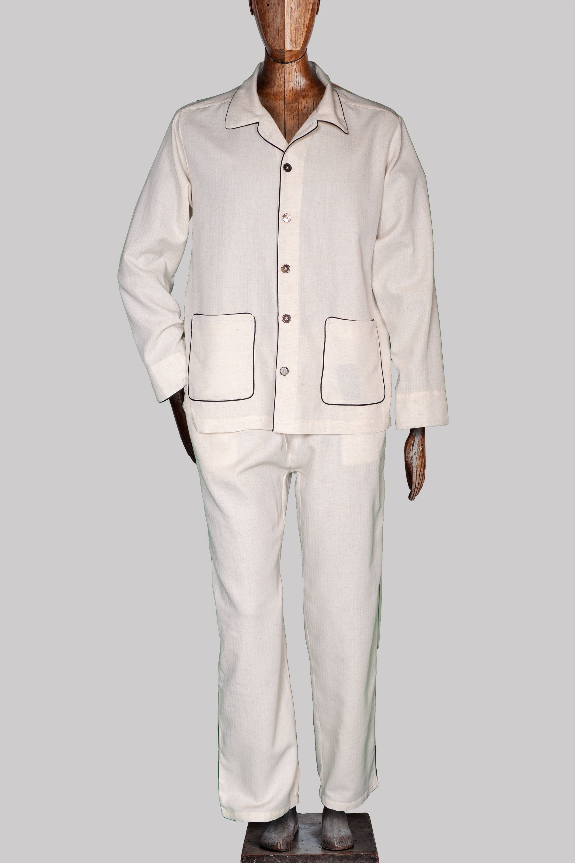 8937_COLONEL-PYJAMA_NATURAL-Black