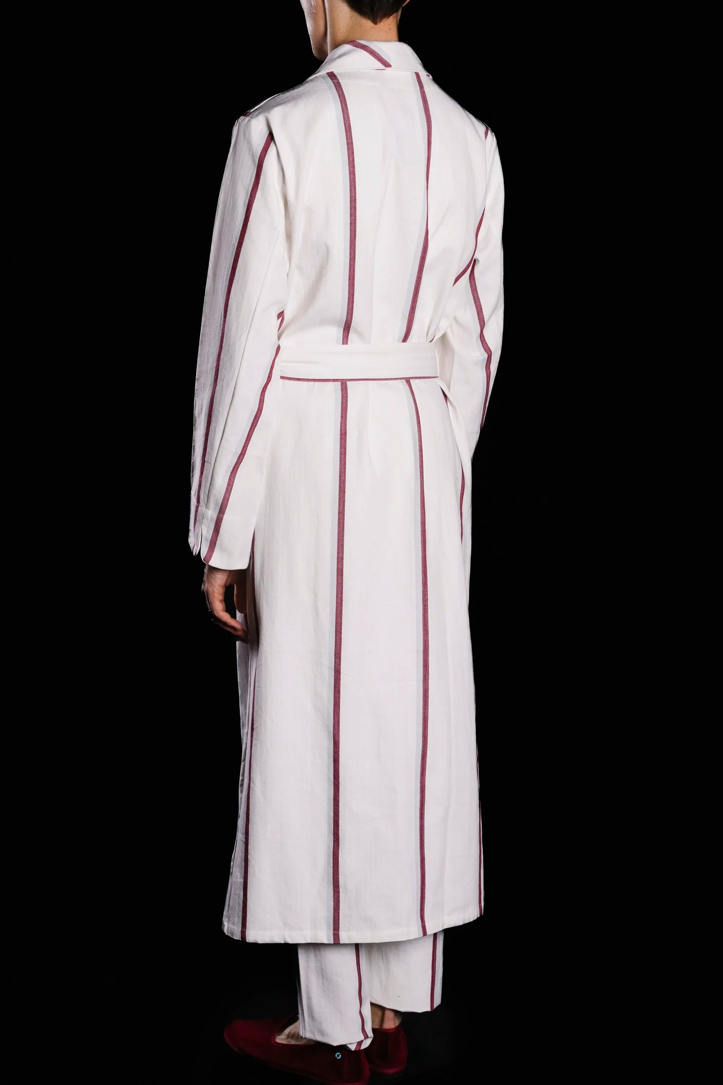 8681_DRESSING-GOWN_OFFWHITE-Burgundy-ice