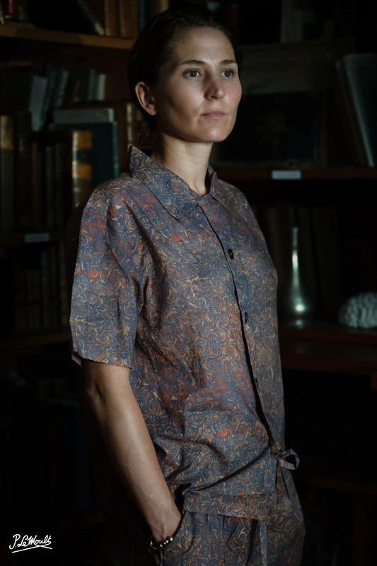 9167_CAYENNE-COLLAR-SHIRT-SHORT-SLEEVED_SPIRALᴹᴬᴿᴮᴸᴱᴰ