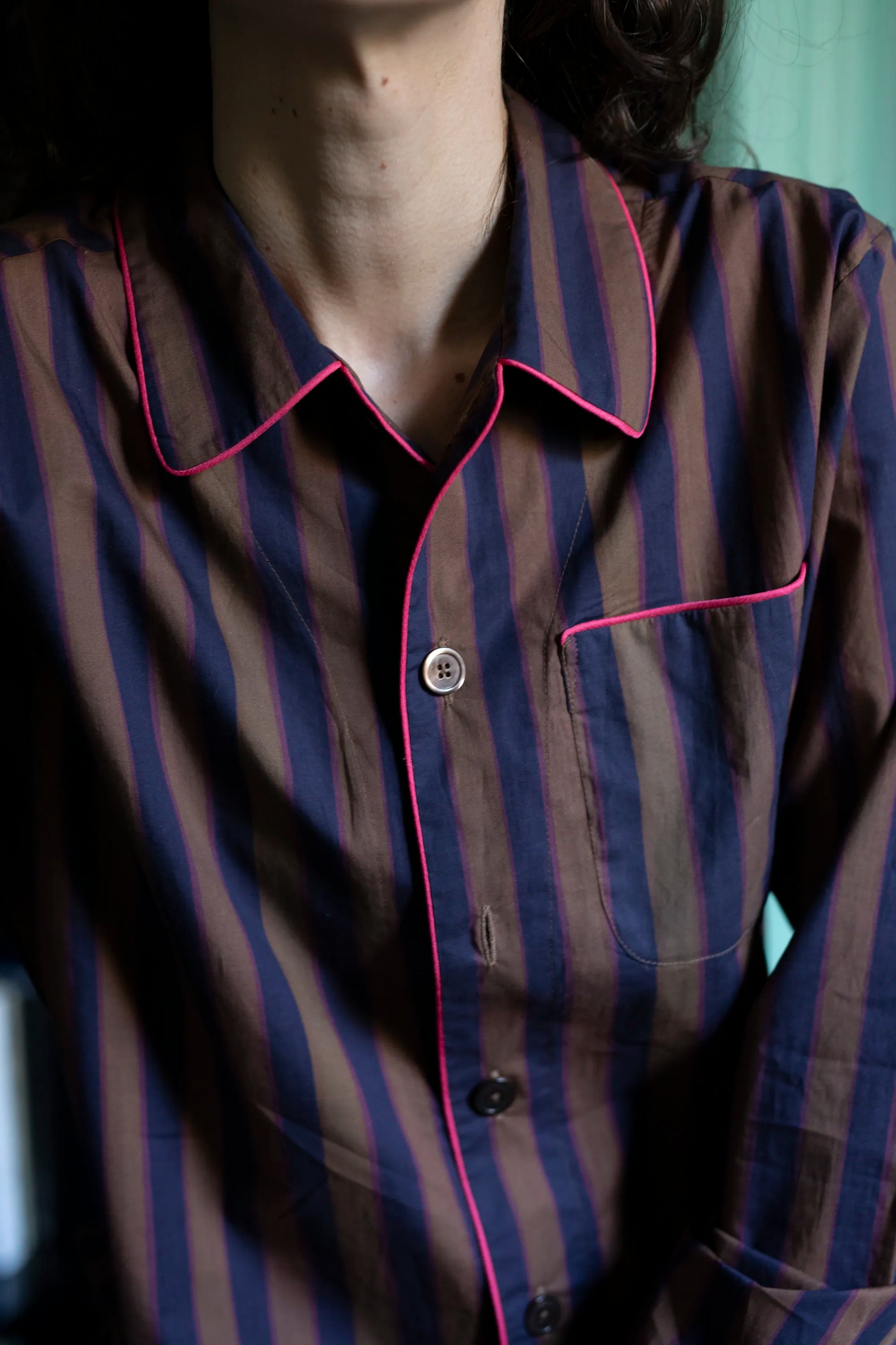 9209_PYJAMA_NAVY-Brown-gold