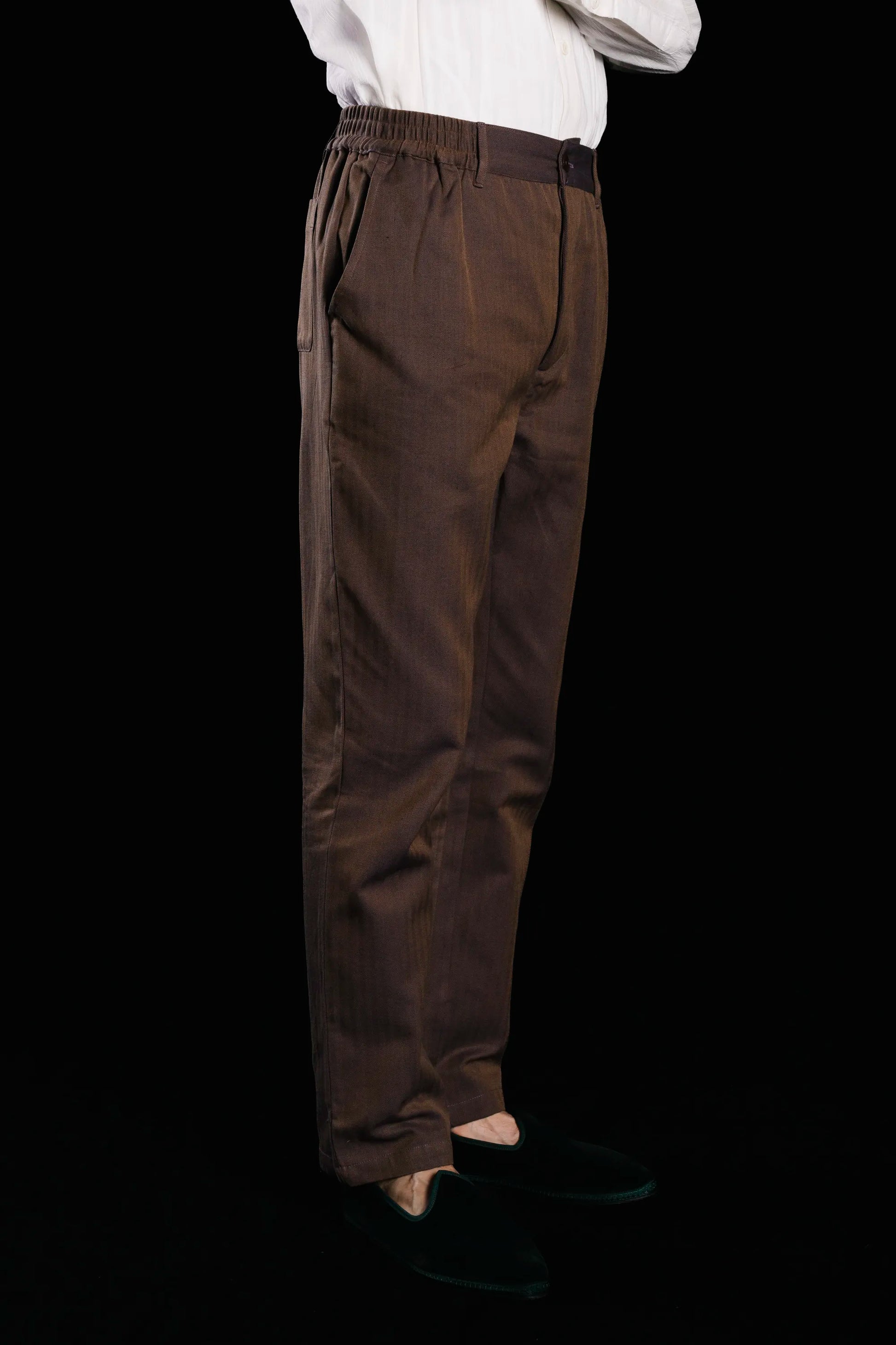 8996_BUTTON-TROUSERS_BROWN-Navy