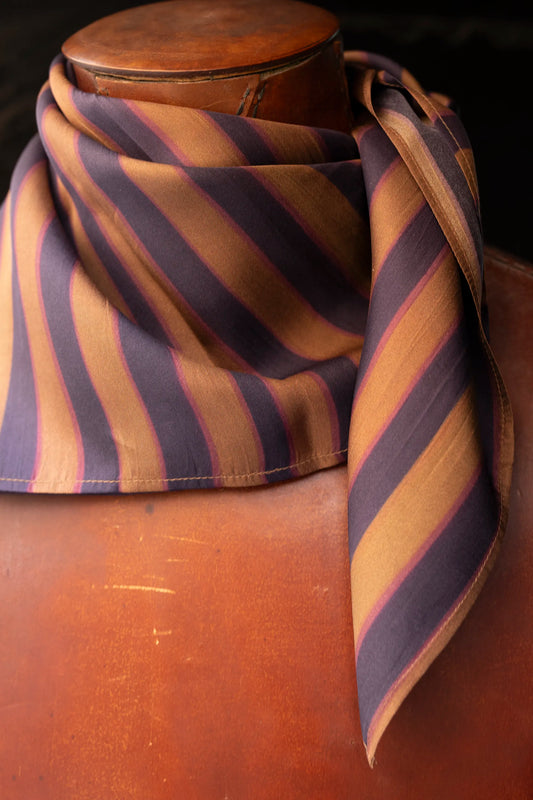 9222_SHAWL_BROWN-Navy