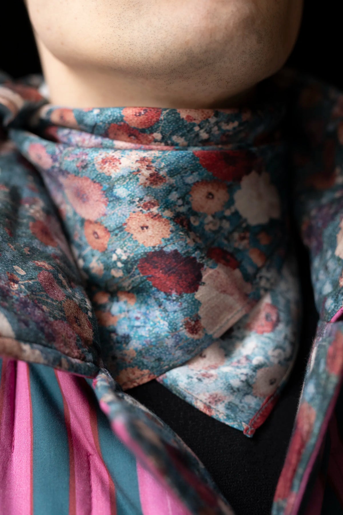 9212_SHAWL_PETROLᶠˡᵒʳᵃˡ