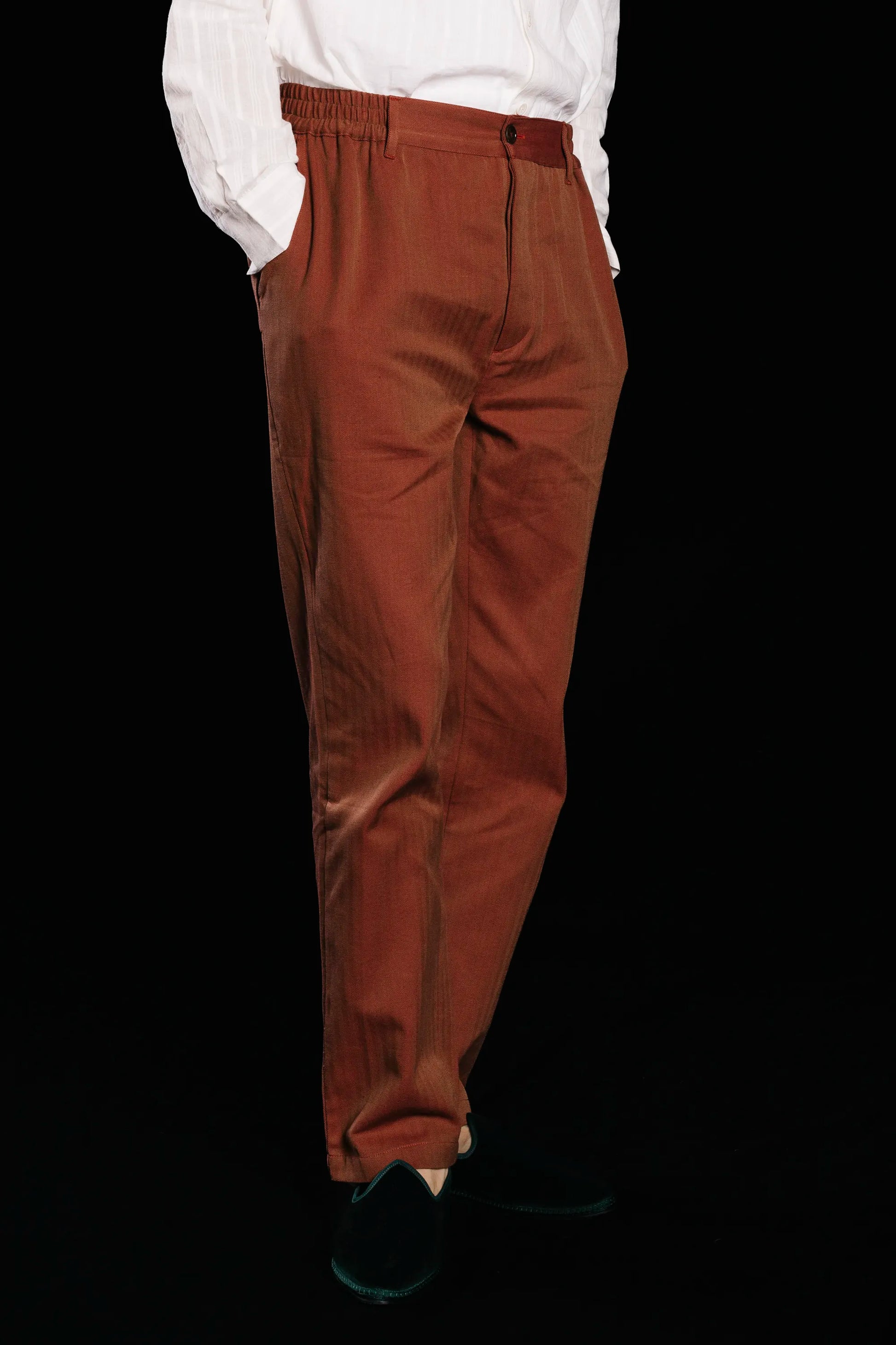 8996_BUTTON-TROUSERS_BROWN-Red