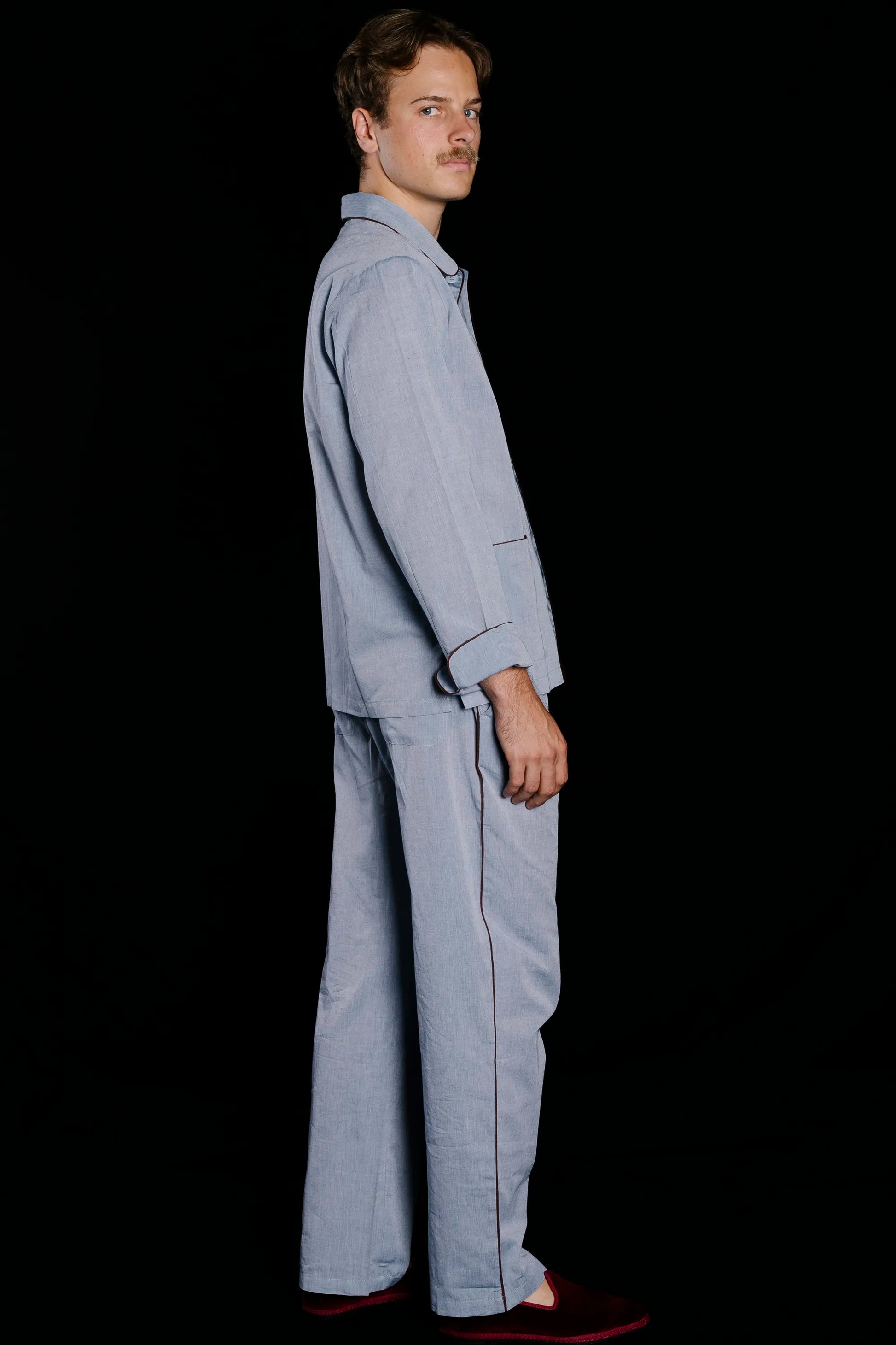 9239_PYJAMA_BLUESILVER-White-chocolate